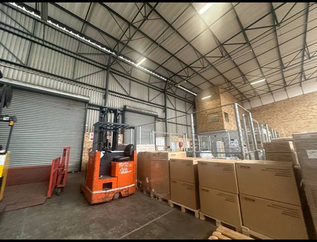 3,454M² WAREHOUSE TO LET IN TUNNEY